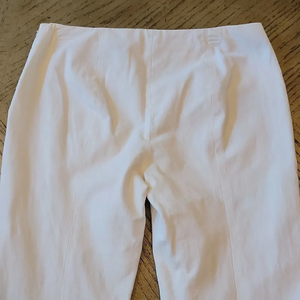 Theory white capri pants size 4 🤍 - Picture 11 of 13